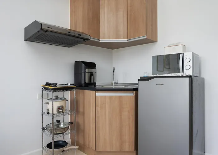 Cozy Living Avida Riala