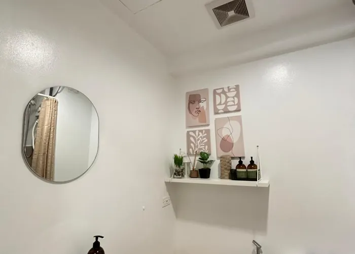 Cozy Living Avida Riala *